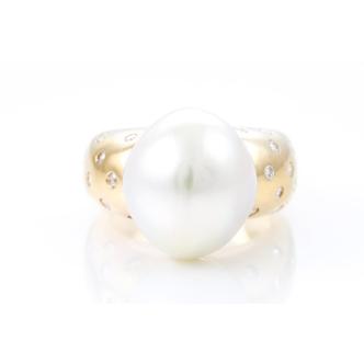 South Sea Pearl and Diamond Ring