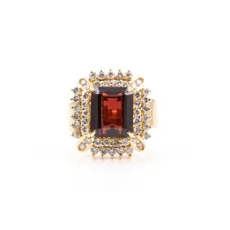 3.69ct Garnet and Diamond Ring