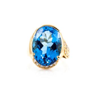 14.30ct Topaz and Diamond Ring
