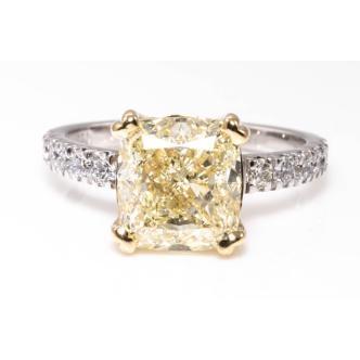 4.09ct Fancy Light Yellow Diamond Ring GIA SI1