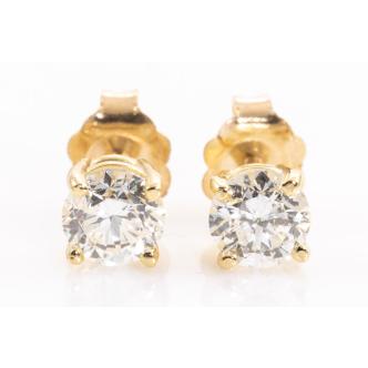 1.04ct Diamond Stud Earrings