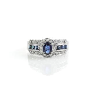 0.47ct Cemtre Sapphire and Diamond Ring