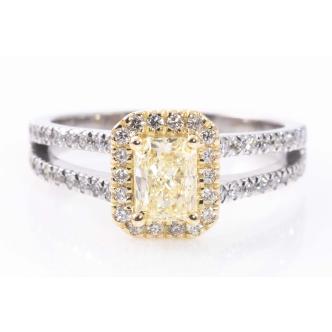 1.01ct Fancy Light Yellow VVS2 Diamond Ring GIA