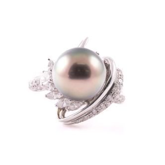 11.9mm Tahitian Pearl & Diamond Ring