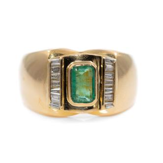 Emerald and Diamond 18ct Gold Ring, 13g