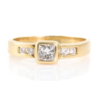 0.35ct Centre Diamond Ring