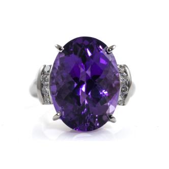 13.91ct Amethyst and Diamond Ring