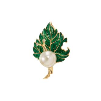 12.7mm South Sea Pearl & Diamond Brooch