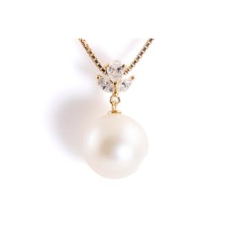 12.5mm Pearl and Diamond Pendant