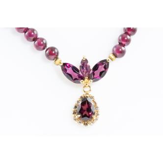 10.00ct Garnet and Diamond Necklace