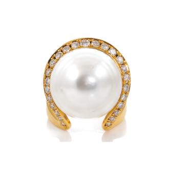 17mm South Sea Pearl & Diamond Ring