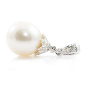 13.0mm South Sea Pearl & Diamond Pendant