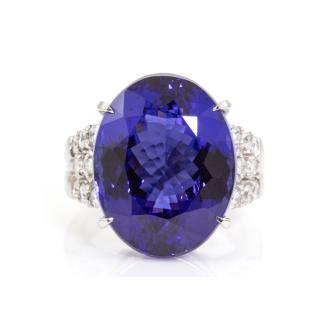 19.75ct Tanzanite and Diamond Ring
