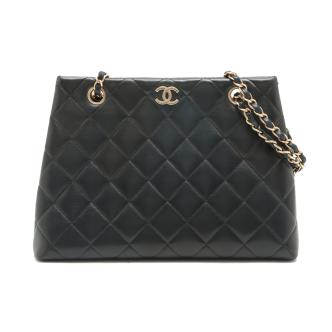 Chanel CC Chain Tote Bag