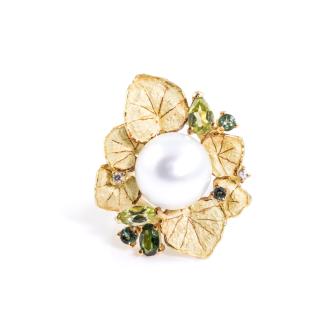 11.5mm South Sea Pearl & Diamond Ring