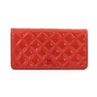 Chanel Matelasse Leather Yen Wallet