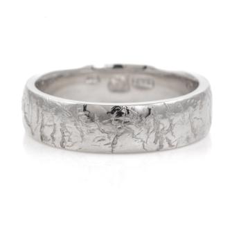 18ct White Gold Mens Ring