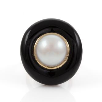 Pearl and Onyx Ring