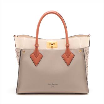 Louis Vuitton On My Side MM