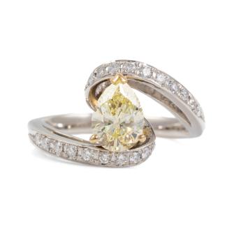 1.09ct Centre Yellow Diamond Ring